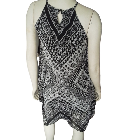 Handkerchief Dress Small Petite - Picture 7 of 16